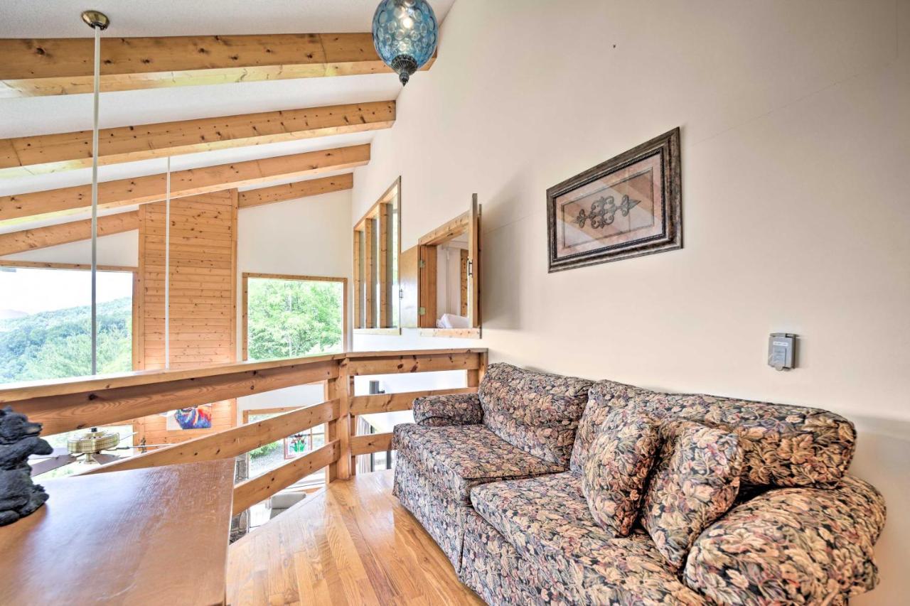 Vibrant Bryson City Home With Mtn Views And Deck! Luaran gambar