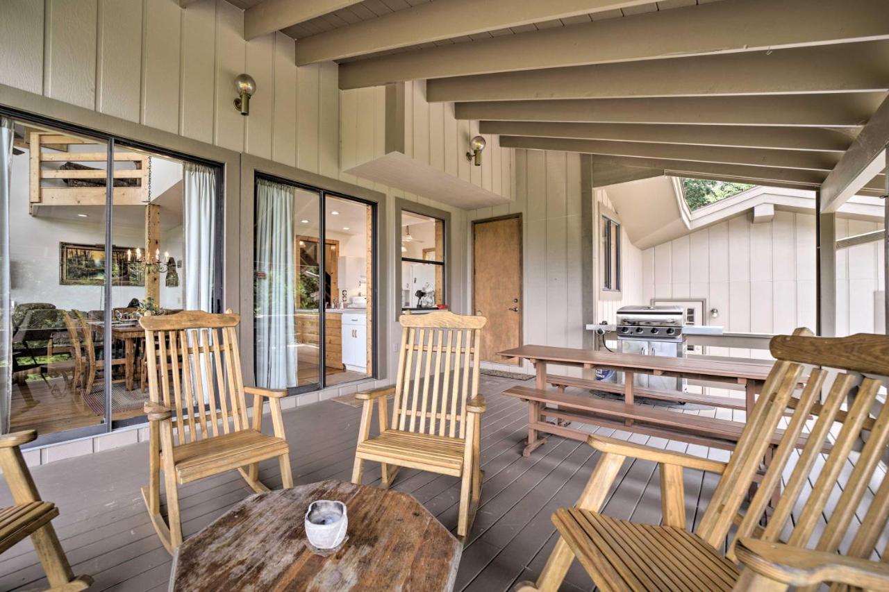 Vibrant Bryson City Home With Mtn Views And Deck! Luaran gambar